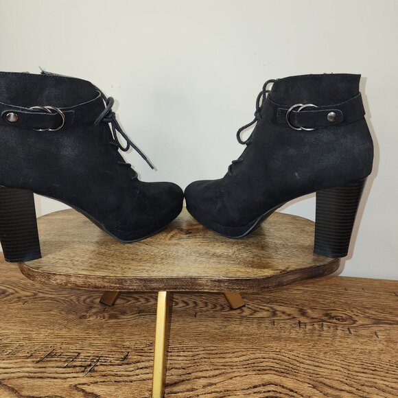 A.N.A. Fenwick Lace-Up Ankle Black Boots, Memory Foam Faux Suede - Picture 3 of 8